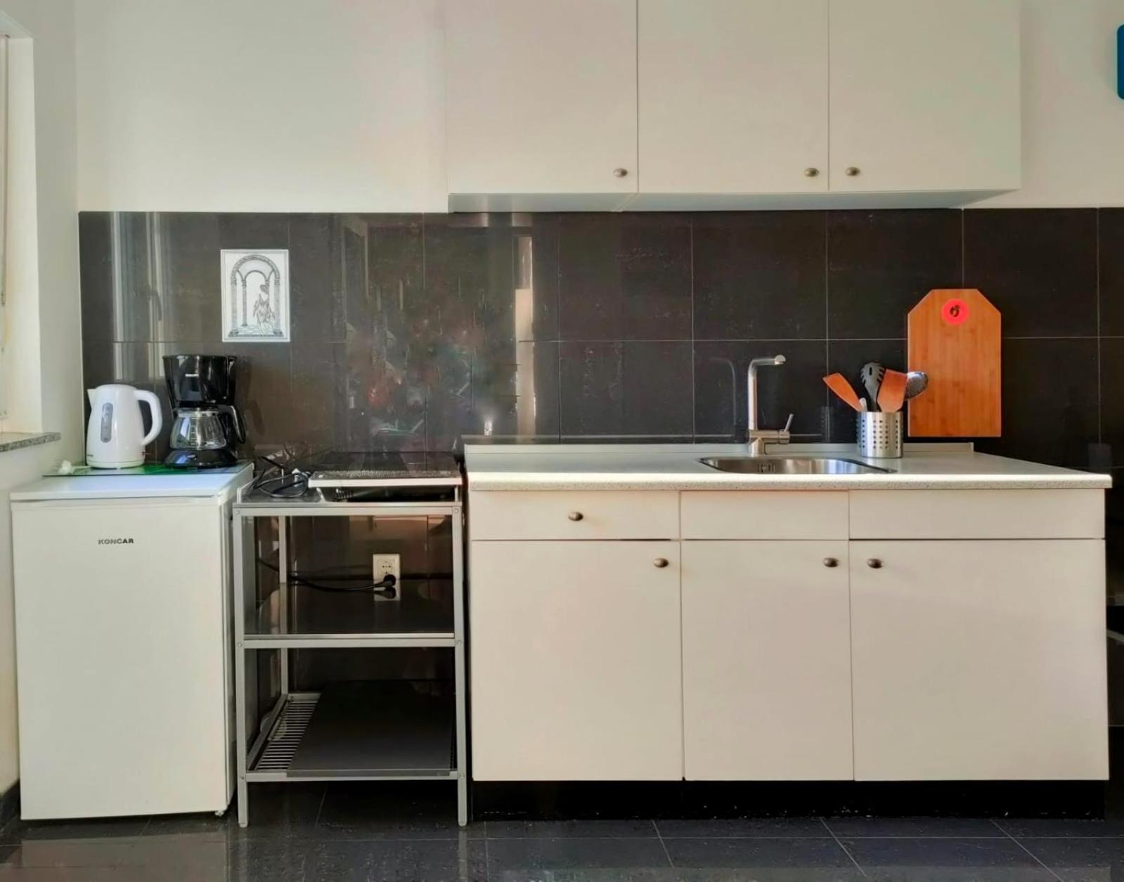 Rafael Apartments Медулин Екстериор снимка