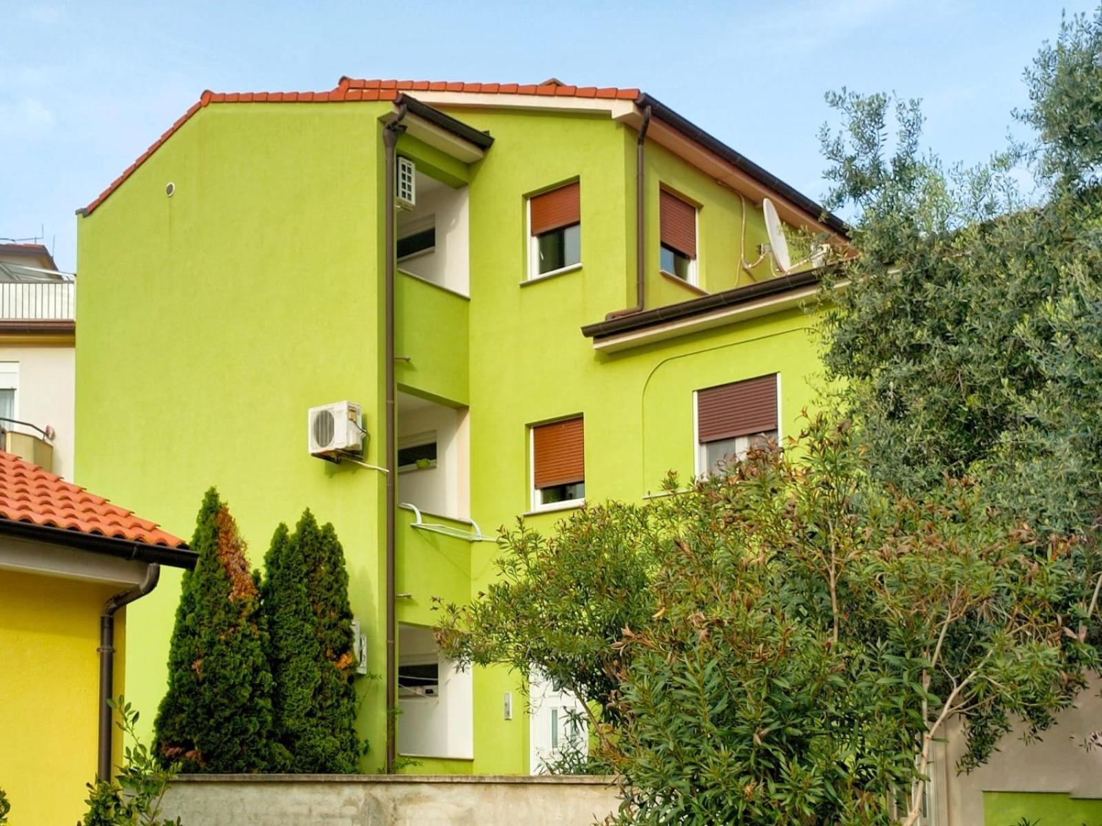 Rafael Apartments Медулин Екстериор снимка